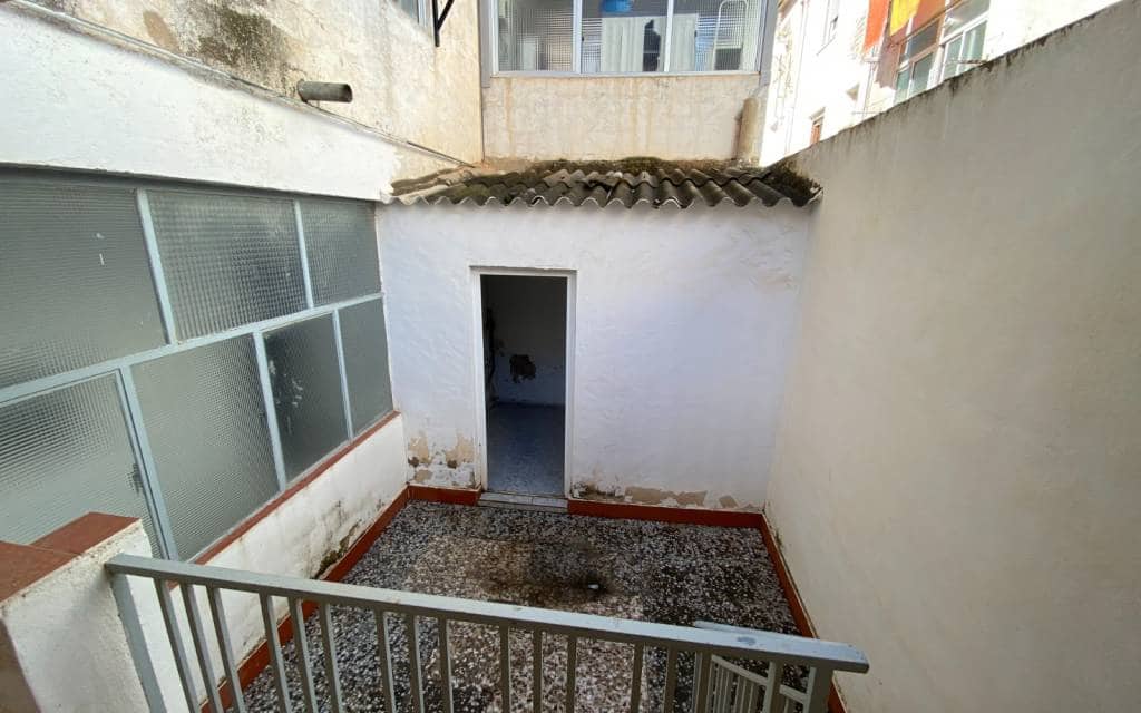 3 bedroom Apartment for sale in Sax with garage - € 69,995 (Ref: 9548954)