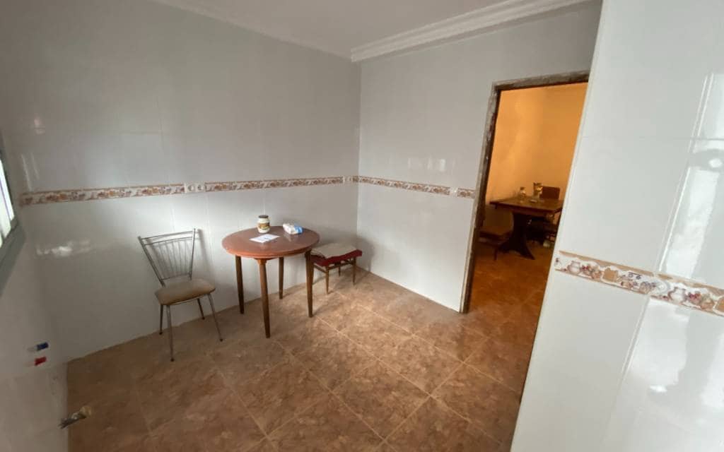 3 bedroom Apartment for sale in Sax with garage - € 69,995 (Ref: 9548954)