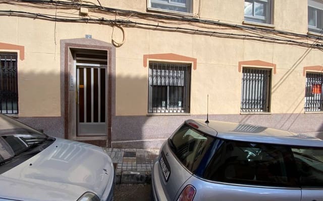 3 quarto Apartamento para venda em Sax com garagem - 69 995 € (Ref: 9548954)