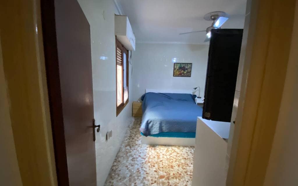 4 bedroom Apartment for sale in Sax with garage - € 99,995 (Ref: 9579027)