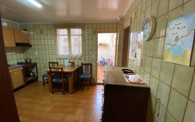 4 Zimmer Apartment zu verkaufen in Sax mit Garage - 99.995 € (Ref: 9579027)