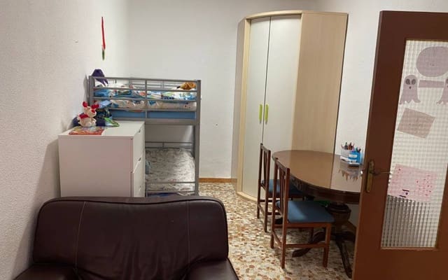 4 Zimmer Apartment zu verkaufen in Sax mit Garage - 99.995 € (Ref: 9579027)