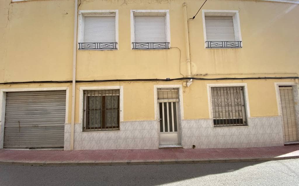 4 bedroom Apartment for sale in Sax with garage - € 99,995 (Ref: 9579027)