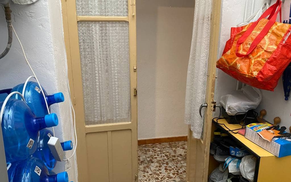 4 bedroom Apartment for sale in Sax with garage - € 99,995 (Ref: 9579027)