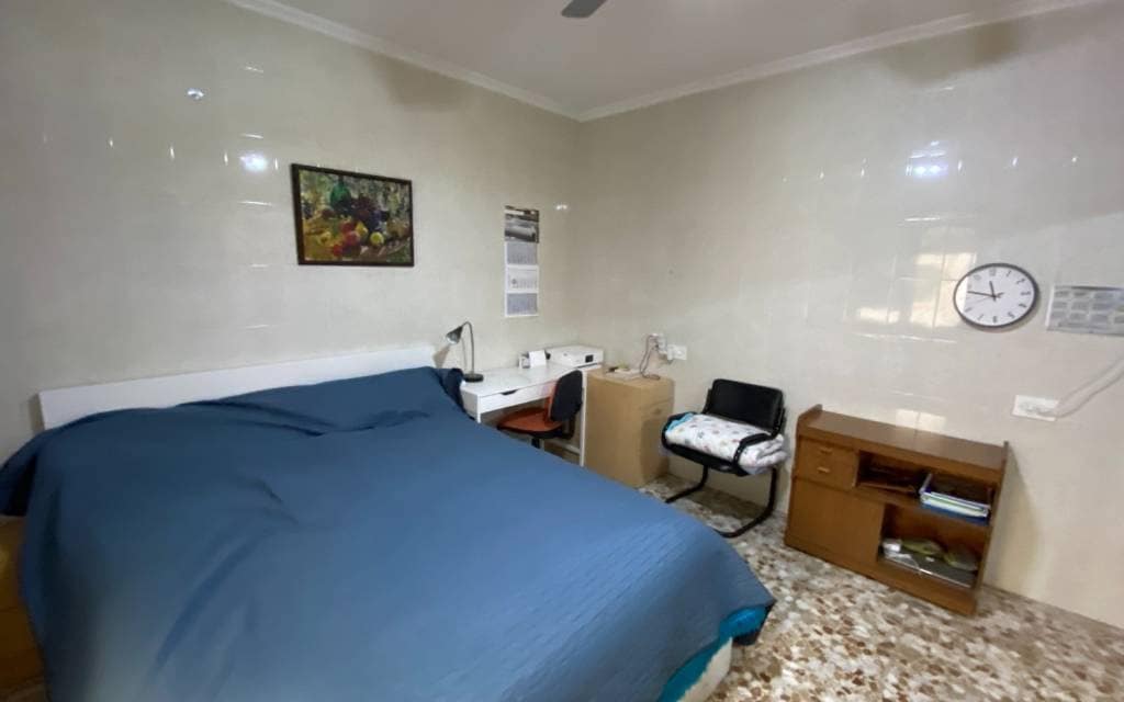 4 bedroom Apartment for sale in Sax with garage - € 99,995 (Ref: 9579027)