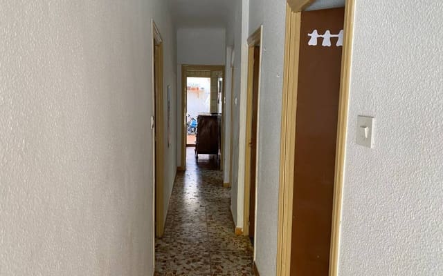 4 Zimmer Apartment zu verkaufen in Sax mit Garage - 99.995 € (Ref: 9579027)