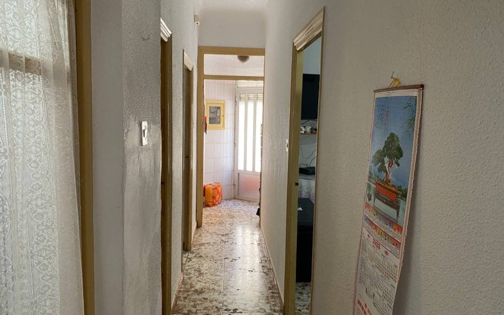 4 bedroom Apartment for sale in Sax with garage - € 99,995 (Ref: 9579027)