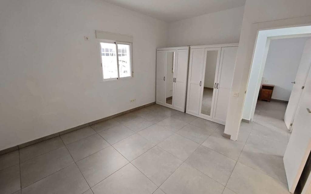 3 bedroom Villa for sale in Fortuna with pool - € 240,000 (Ref: 9581239)