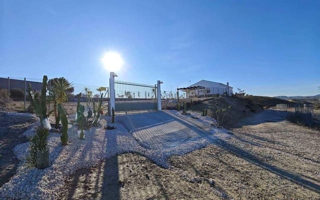 3 sovrum Villa till salu i Fortuna med pool - 240 000 € (Ref: 9581239)