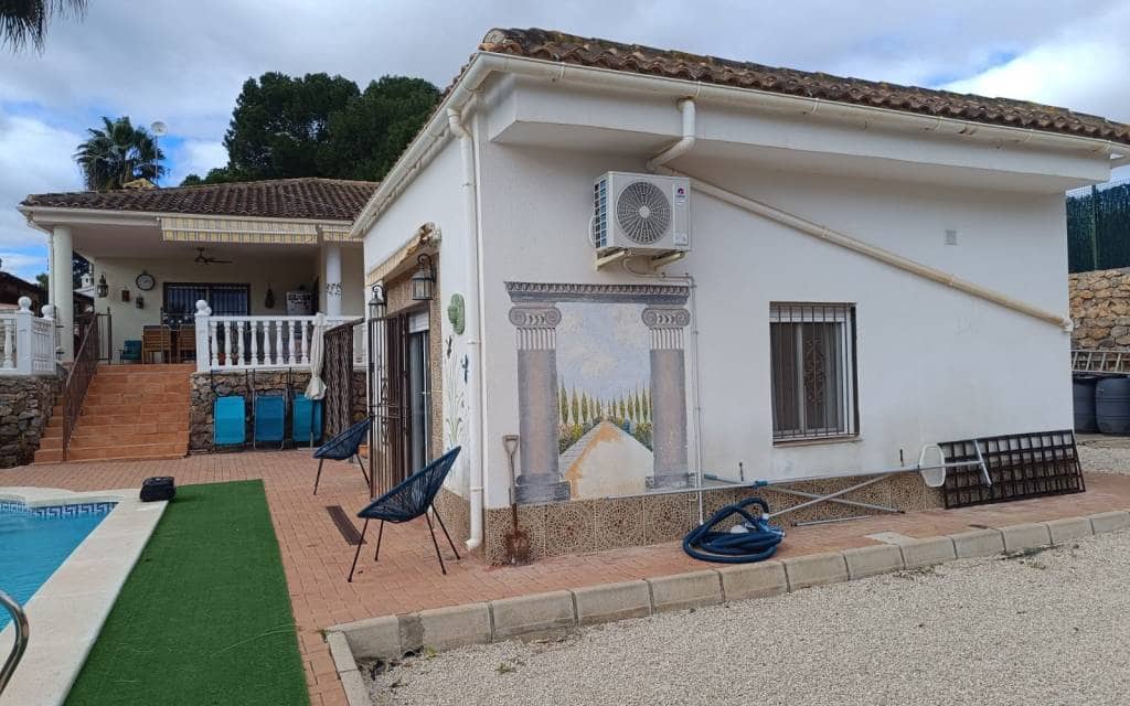 Chalet de 3 habitaciones en Fortuna en venta con piscina - 310.000 € (Ref: 9581240)