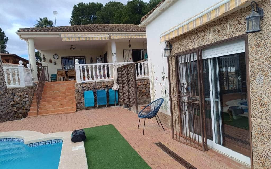 Chalet de 3 habitaciones en Fortuna en venta con piscina - 310.000 € (Ref: 9581240)