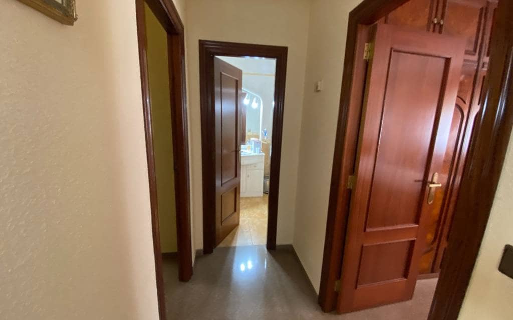 7 bedroom Townhouse for sale in Sax with pool garage - € 450,000 (Ref: 9610075)