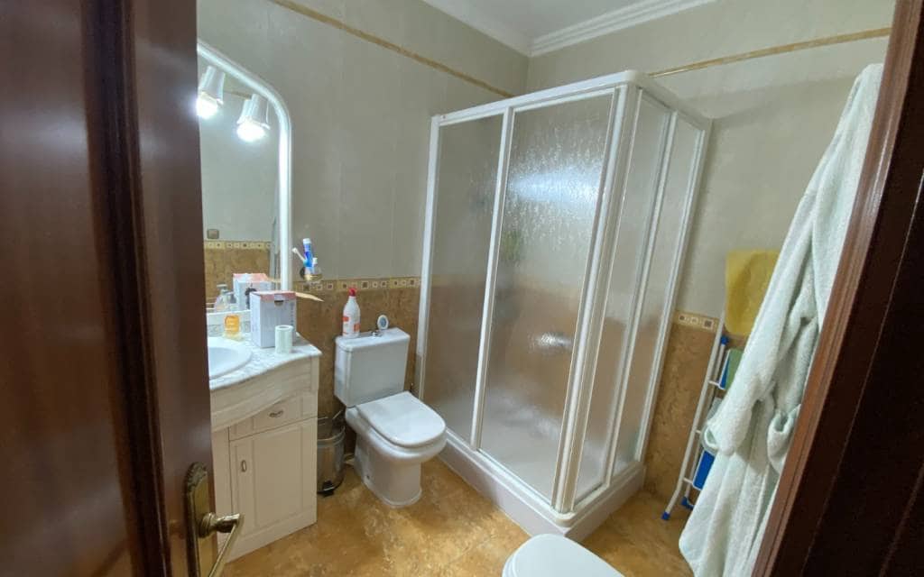 7 bedroom Townhouse for sale in Sax with pool garage - € 450,000 (Ref: 9610075)