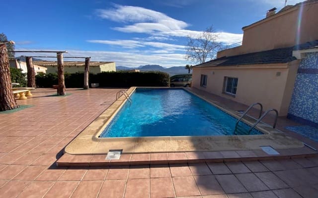 4 chambre Finca/Maison de Campagne à vendre à Salinas avec piscine - 470 000 € (Ref: 9614060)
