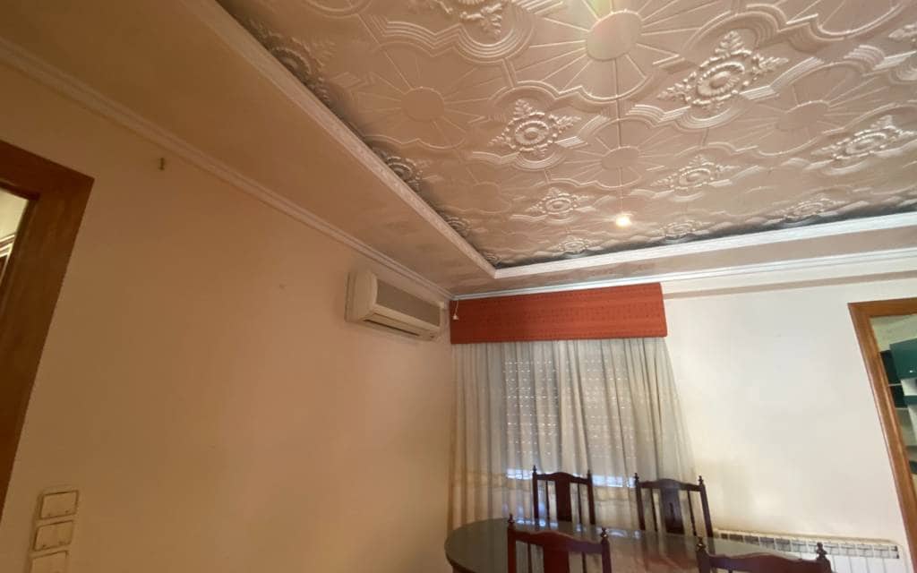 Apartamento de 3 habitaciones en Salinas en venta con piscina - 95.000 € (Ref: 9614061)