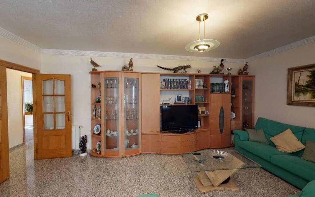 Casa de 4 habitaciones en Sax en venta con piscina garaje - 450.000 € (Ref: 9626304)