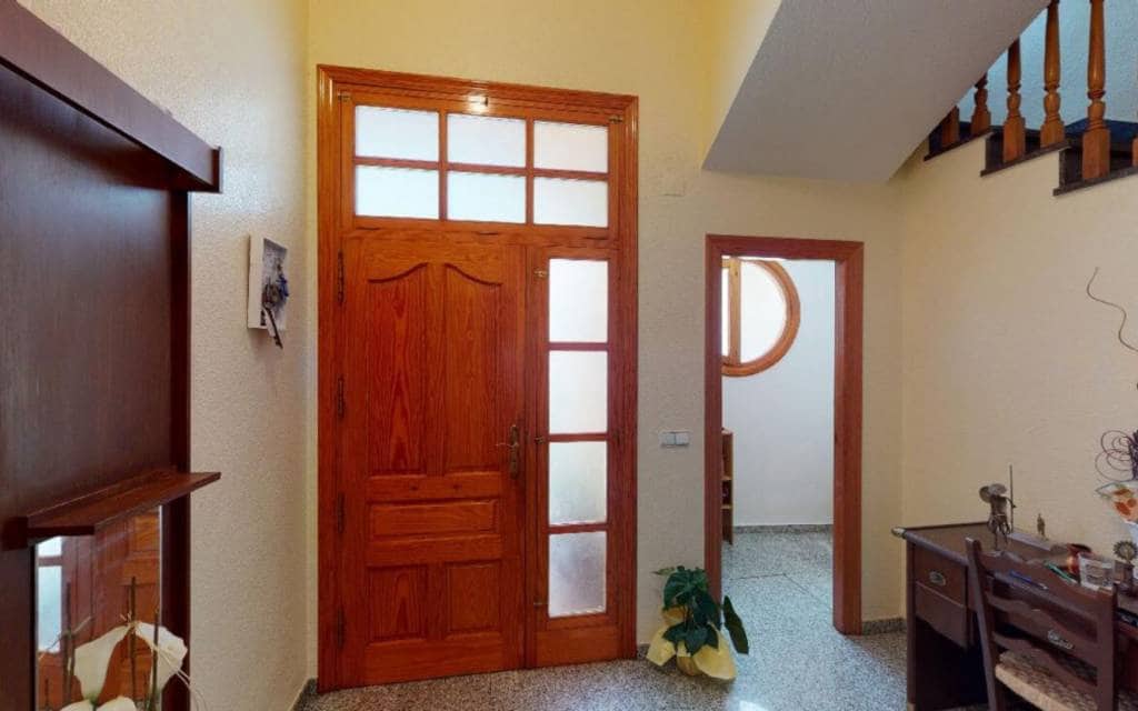 Casa de 4 habitaciones en Sax en venta con piscina garaje - 450.000 € (Ref: 9626304)