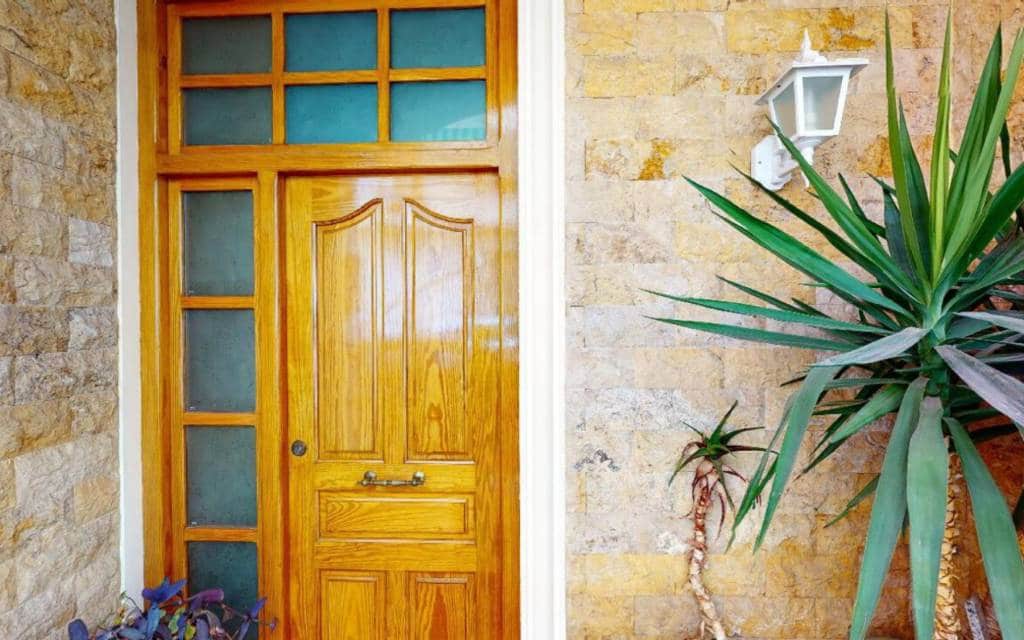 Casa de 4 habitaciones en Sax en venta con piscina garaje - 450.000 € (Ref: 9626304)