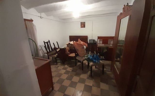 6 slaapkamer Villa te koop in Monóvar / Monóver - € 95.000 (Ref: 9626470)