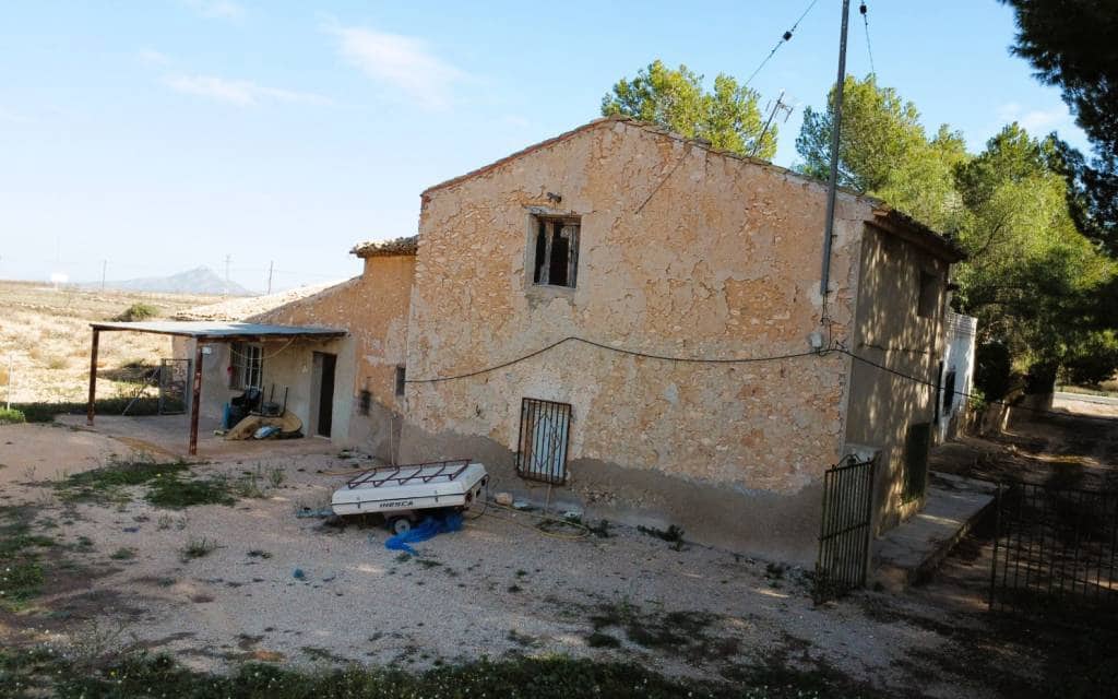 6 slaapkamer Villa te koop in Monovar / Monover - € 95.000 (Ref: 9626470)