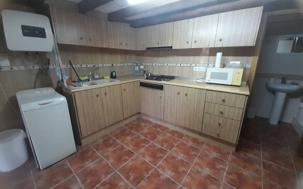 6 slaapkamer Villa te koop in Monovar / Monover - € 95.000 (Ref: 9626470)