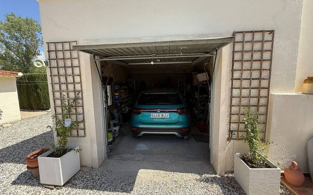 5 soveværelse Finca/Landehus til salg i Castalla med swimmingpool garage - € 325.000 (Ref: 9643482)