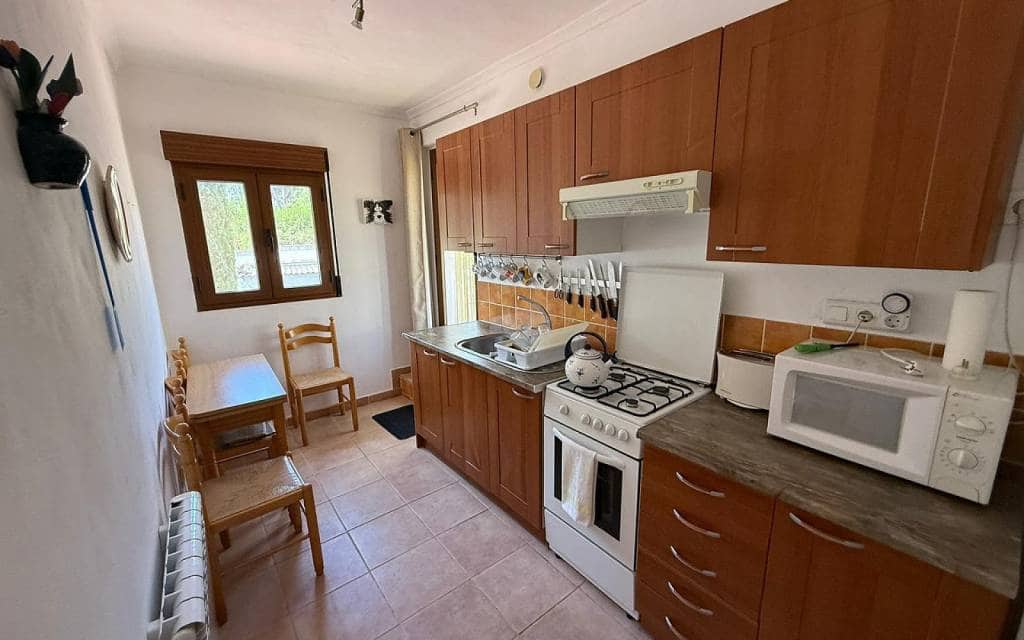 5 soveværelse Finca/Landehus til salg i Castalla med swimmingpool garage - € 325.000 (Ref: 9643482)