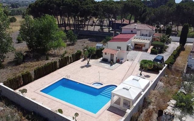 5 soveværelse Finca/Landehus til salg i Castalla med swimmingpool garage - € 325.000 (Ref: 9643482)