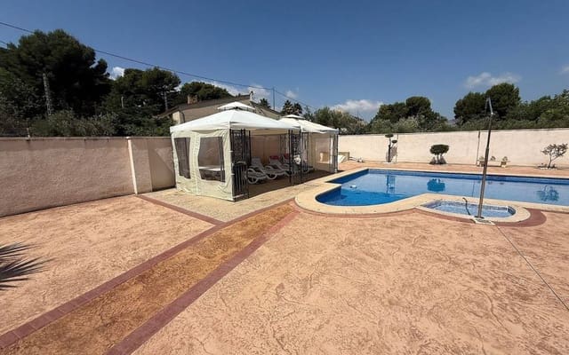 5 soveværelse Finca/Landehus til salg i Castalla med swimmingpool garage - € 325.000 (Ref: 9643482)