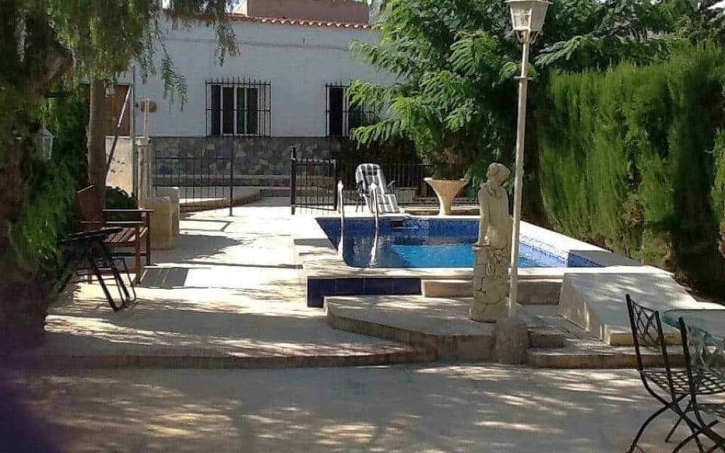 4 bedroom Finca/Country House for sale in La Romana with pool - € 199,000 (Ref: 9652343)