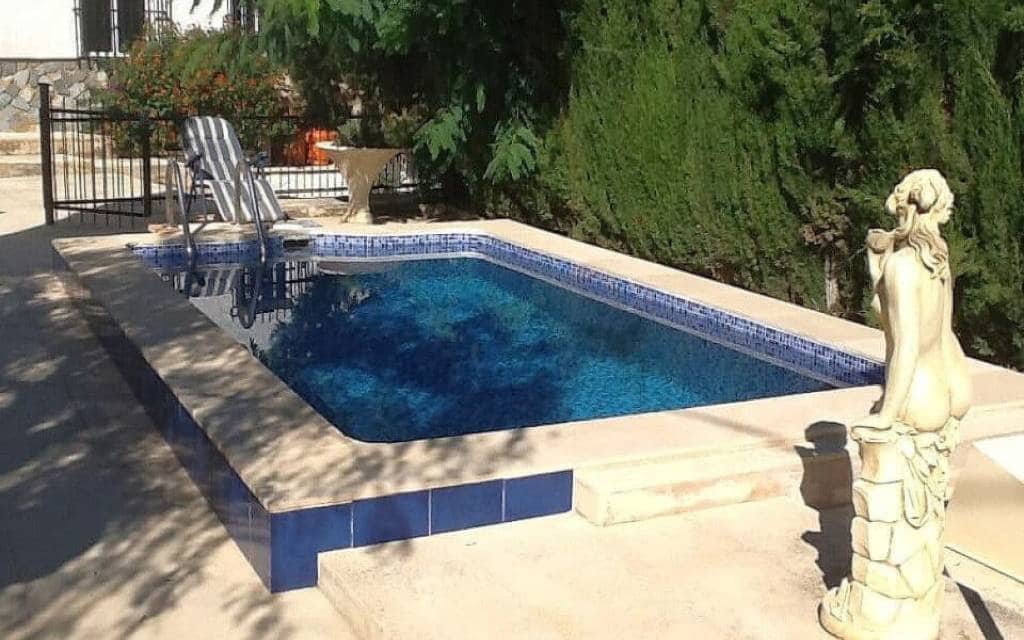 4 bedroom Finca/Country House for sale in La Romana with pool - € 199,000 (Ref: 9652343)