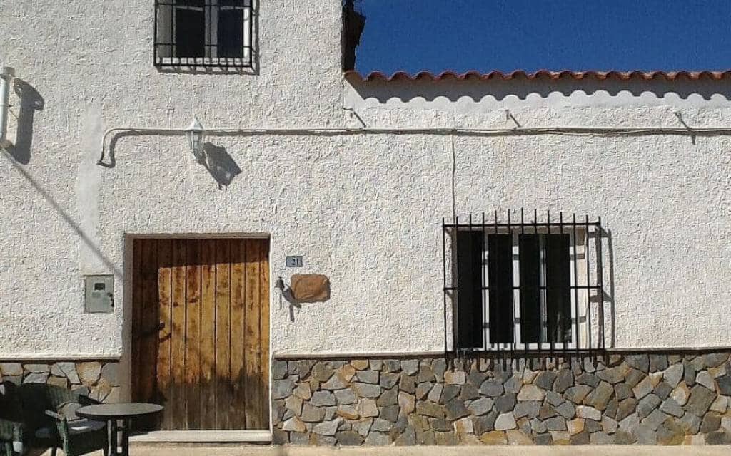 4 bedroom Finca/Country House for sale in La Romana with pool - € 199,000 (Ref: 9652343)