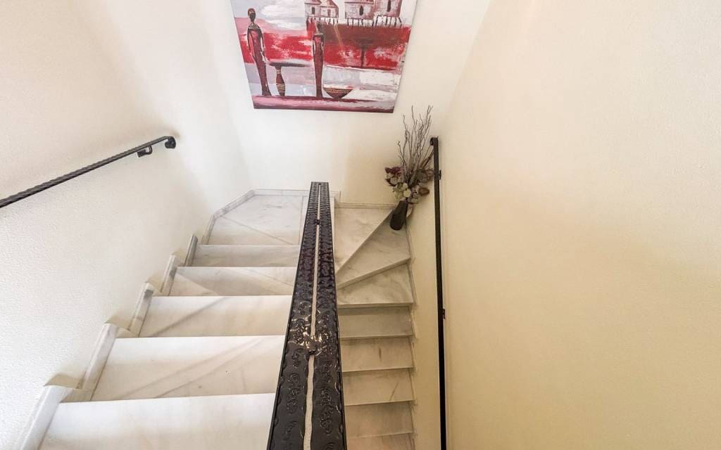 5 Zimmer Villa zu verkaufen in Monforte del Cid mit Pool - 384.950 € (Ref: 9665134)