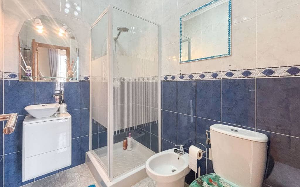 5 Zimmer Villa zu verkaufen in Monforte del Cid mit Pool - 384.950 € (Ref: 9665134)