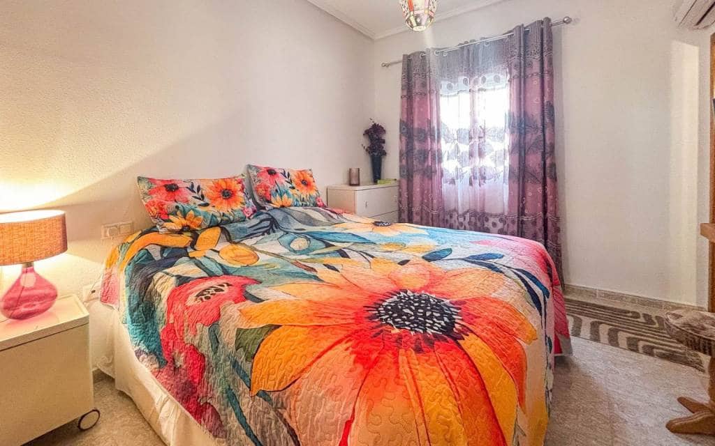 5 Zimmer Villa zu verkaufen in Monforte del Cid mit Pool - 384.950 € (Ref: 9665134)