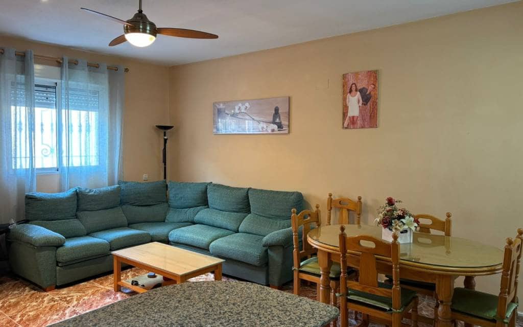 4 bedroom Townhouse for sale in Sax with garage - € 185,000 (Ref: 9684246)