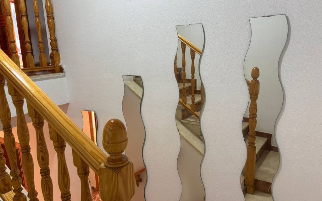 4 bedroom Townhouse for sale in Sax with garage - € 185,000 (Ref: 9684246)