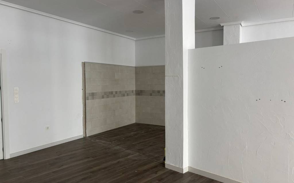 1 sovrum Företag att hyra i Sax - 500 € (Ref: 9684247)