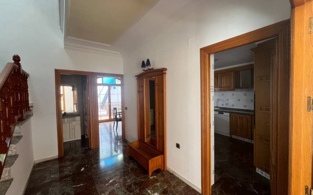 4 bedroom Townhouse for sale in Sax - € 249,995 (Ref: 9691411)