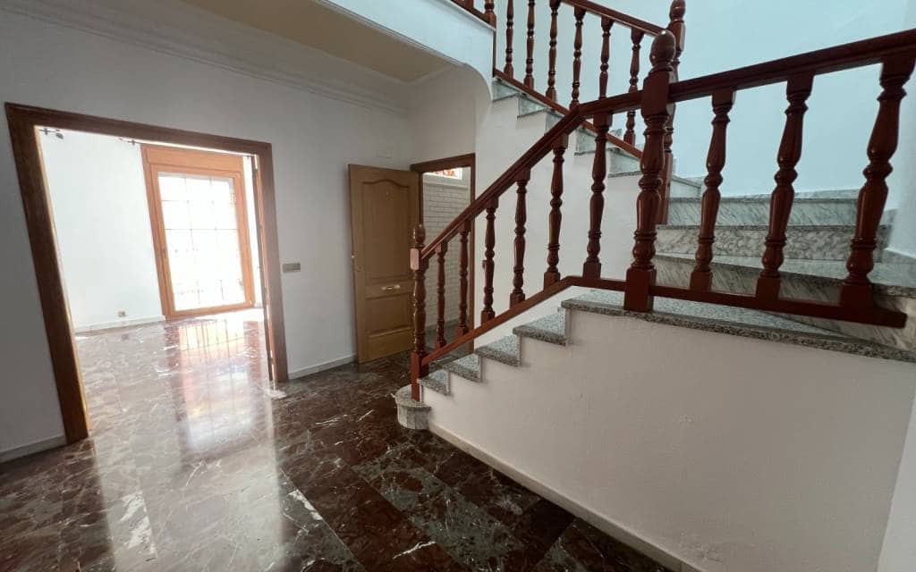 4 bedroom Townhouse for sale in Sax - € 249,995 (Ref: 9691411)