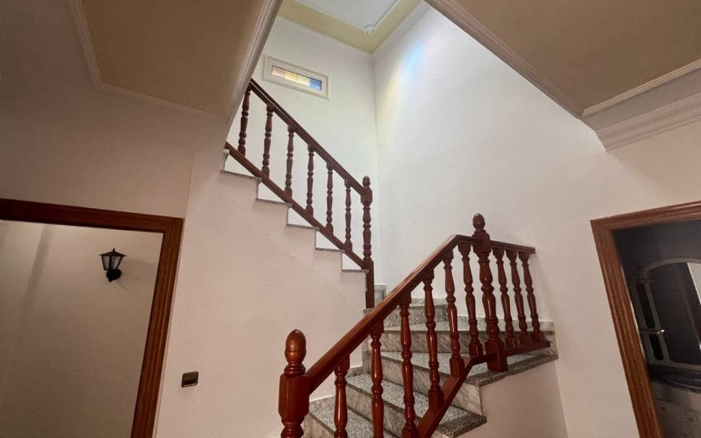 4 bedroom Townhouse for sale in Sax - € 249,995 (Ref: 9691411)