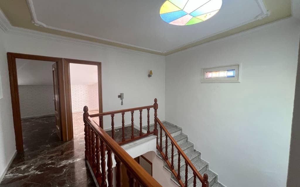 4 bedroom Townhouse for sale in Sax - € 249,995 (Ref: 9691411)