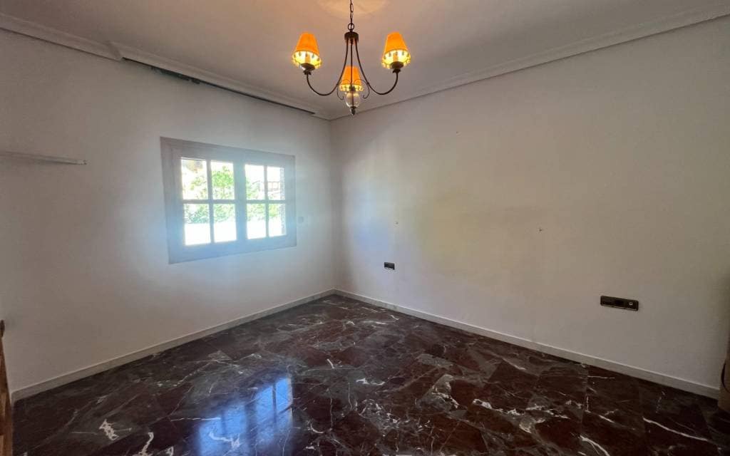 4 bedroom Townhouse for sale in Sax - € 249,995 (Ref: 9691411)