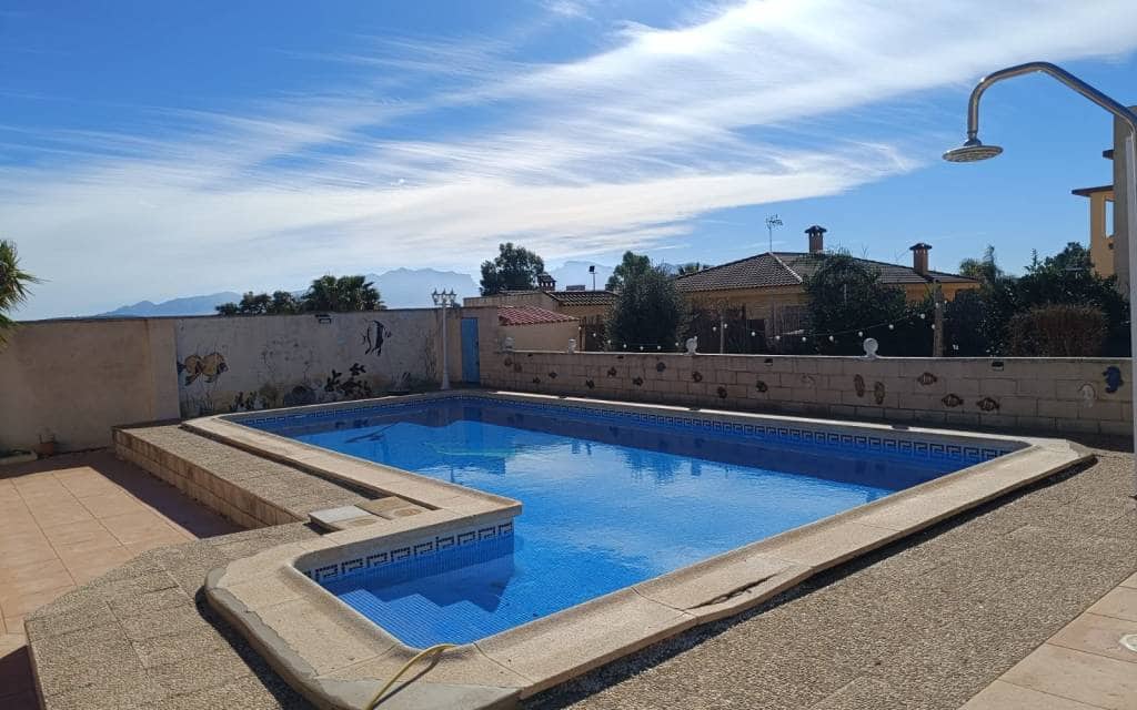 5 soveværelse Villa til salg i Fortuna med swimmingpool - € 265.000 (Ref: 9691629)