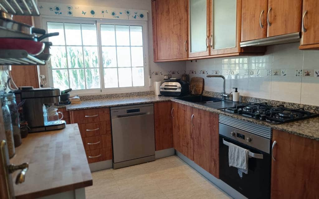 5 soveværelse Villa til salg i Fortuna med swimmingpool - € 265.000 (Ref: 9691629)