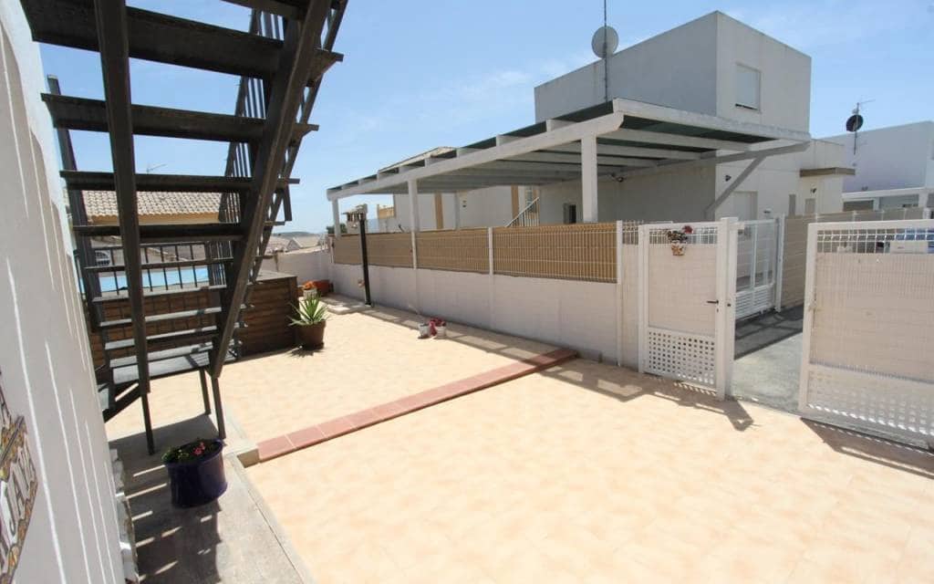 3 bedroom Villa for sale in Fortuna with pool - € 179,000 (Ref: 9714174)