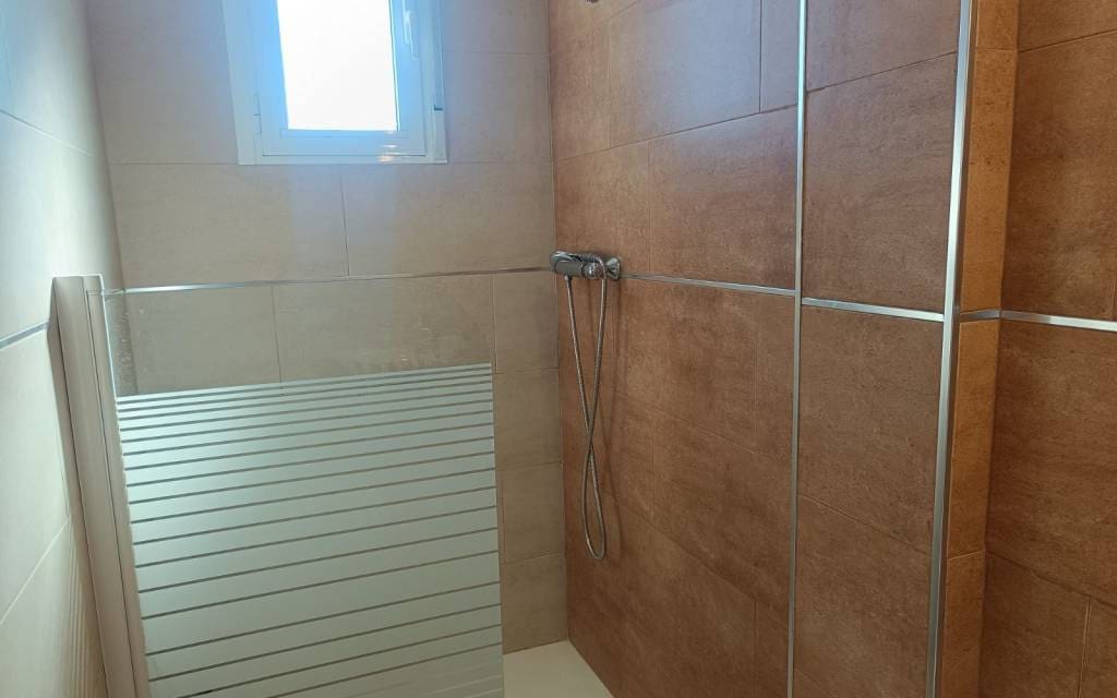 3 bedroom Villa for sale in Fortuna with pool - € 179,000 (Ref: 9714174)