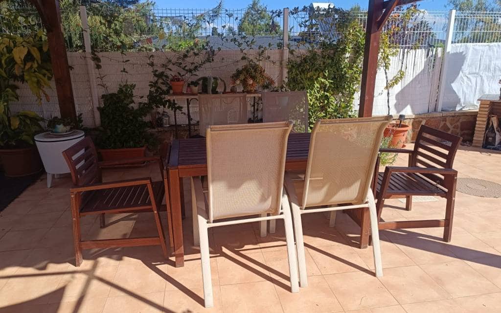 3 bedroom Villa for sale in Fortuna with pool - € 179,000 (Ref: 9714174)