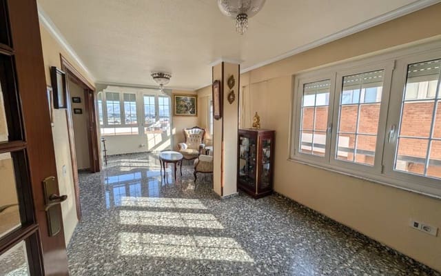 4 bedroom Apartment for sale in Sax - € 150,000 (Ref: 9720552)