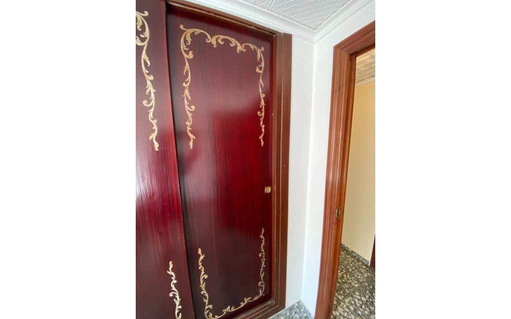 4 bedroom Apartment for sale in Sax - € 150,000 (Ref: 9720552)